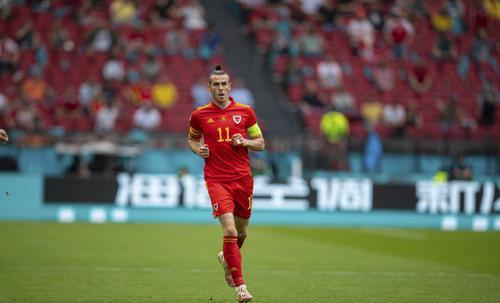 荷兰力克奥地利，士气高涨豪取分的简单介绍