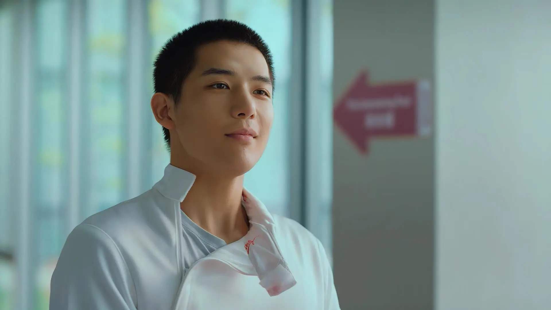 意甲焦点战之夜，当绿茵场升起伦纳德式的全面统治